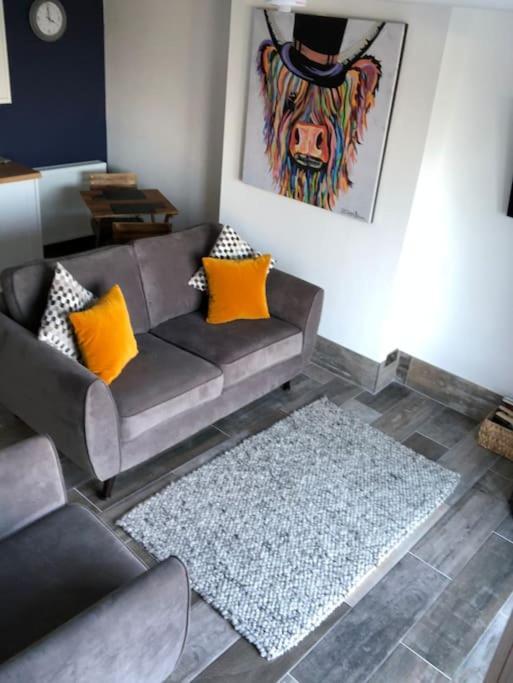 Mumbles - Modern Apartment With Panoramic Sea Views Oystermouth Экстерьер фото